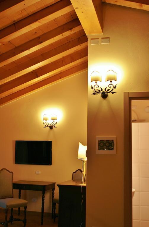Agriturismo Cavrigo Lodi Pokoj fotografie